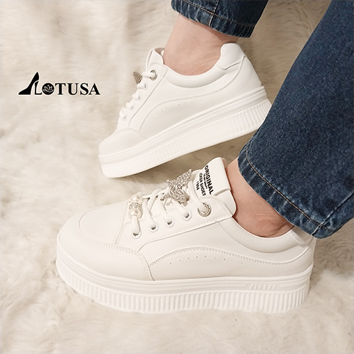 ونس نگین پروانه